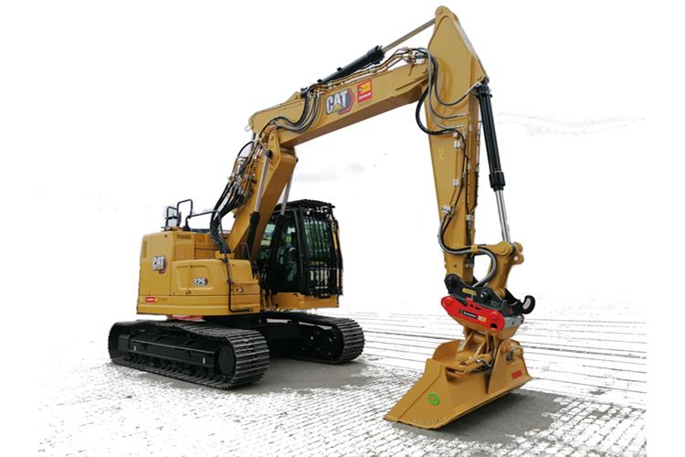 Kettenbagger CAT 325 NG mit Verstellausleger und GPS (27,0t)