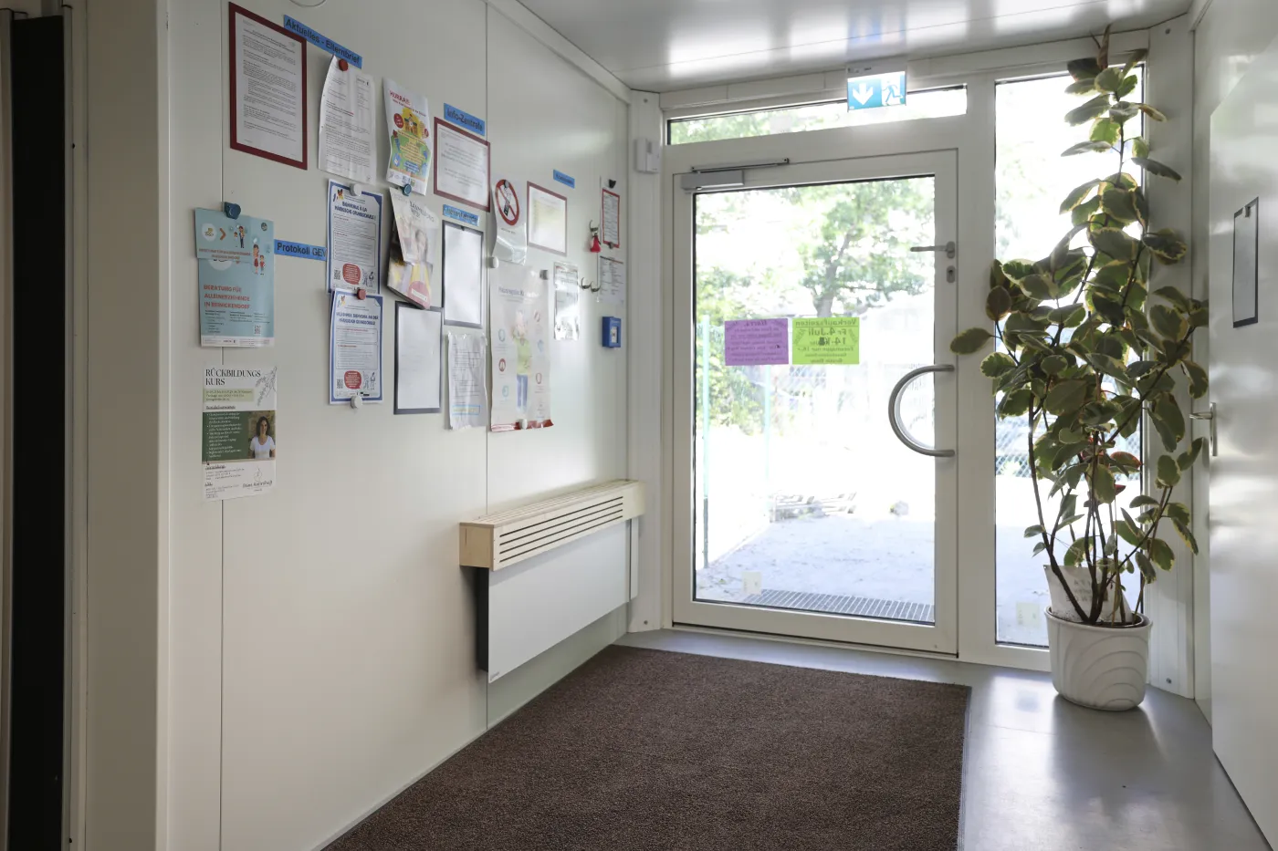 Eingangsbereich-Modulanlage-Container-Kita-Kinderinsel-Berlin