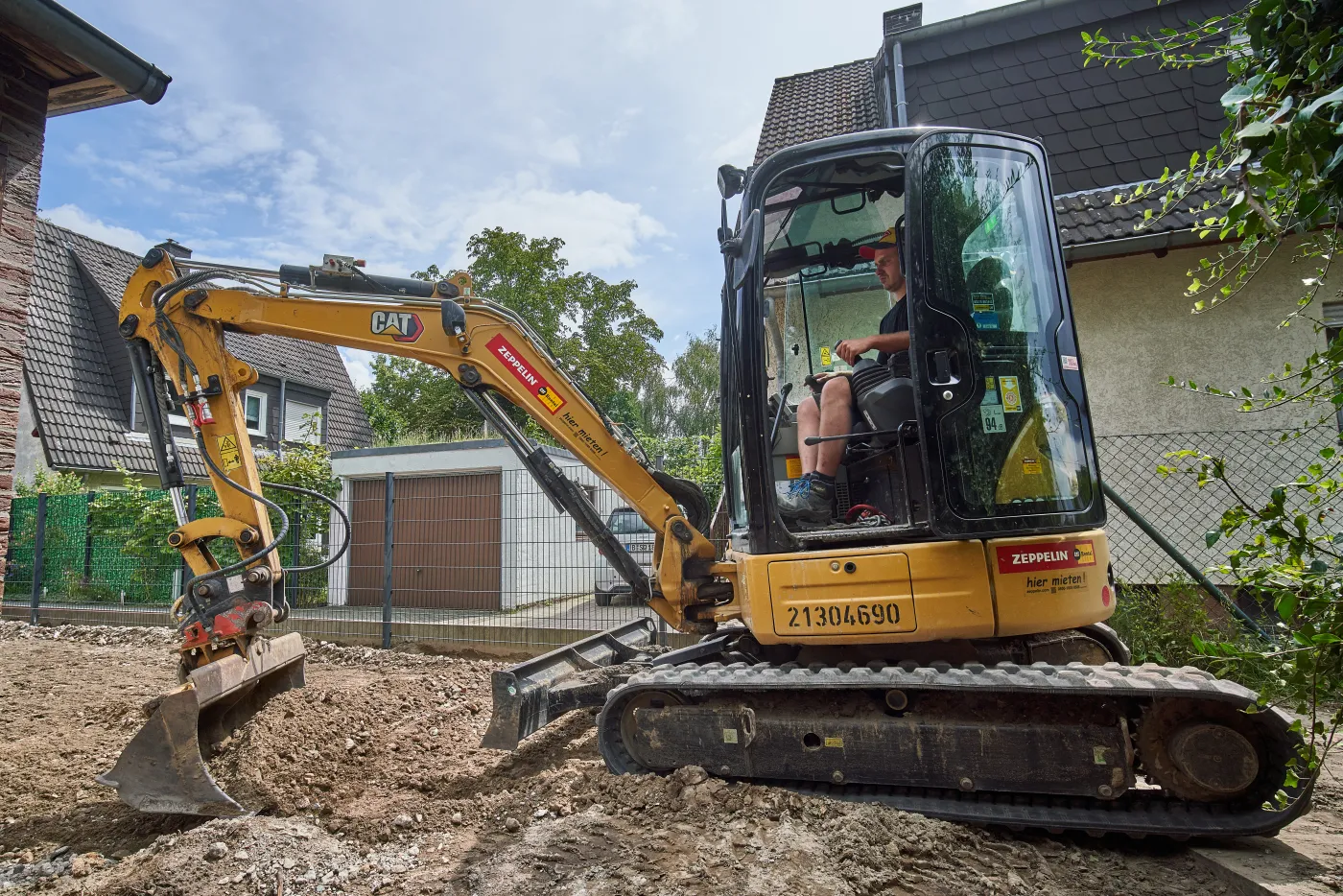 galabau-minibagger-cat-303.5-ng