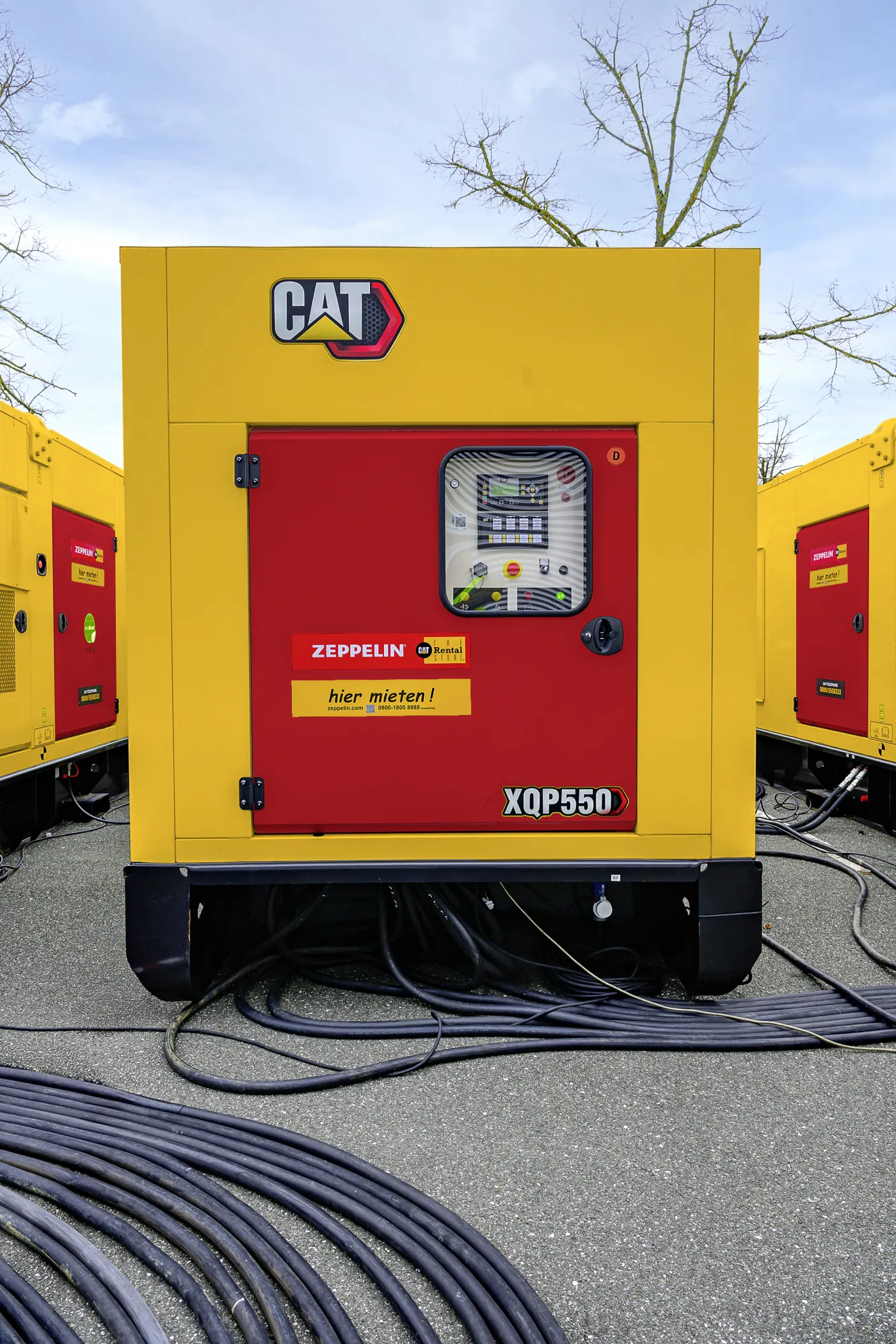 Zeppelin-Rental-Notstromanlage-Generator-XQP550